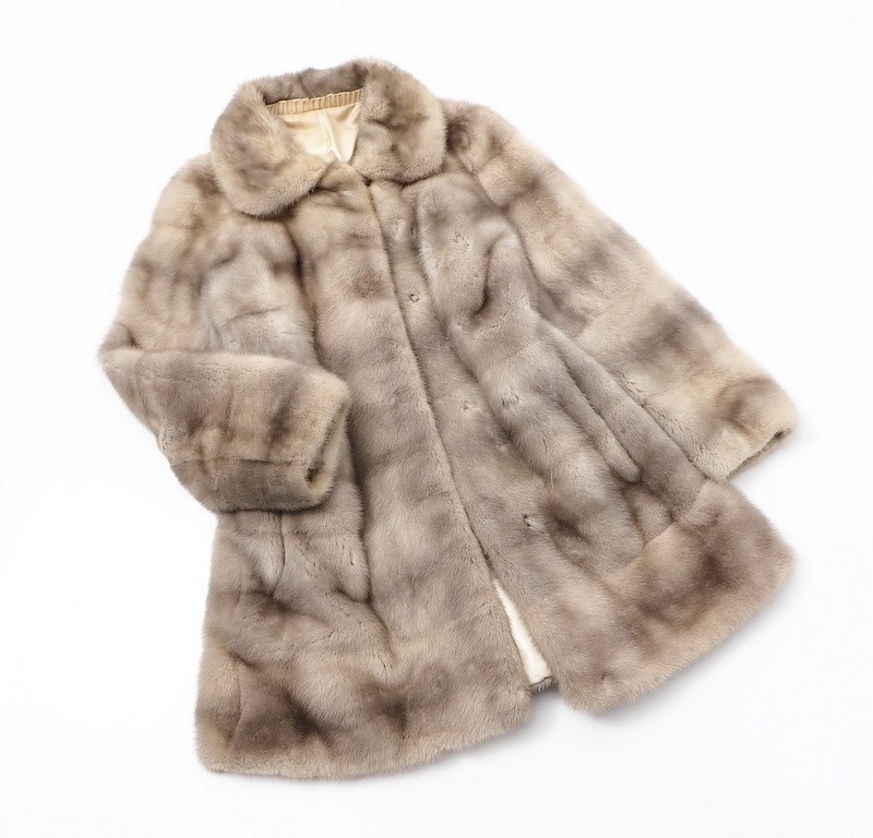 GM7835◇最高級本毛皮◇サファイアミンク/MINK*リアルファーコート*ハーフコート*シルバーグレー系*Ｍ相当