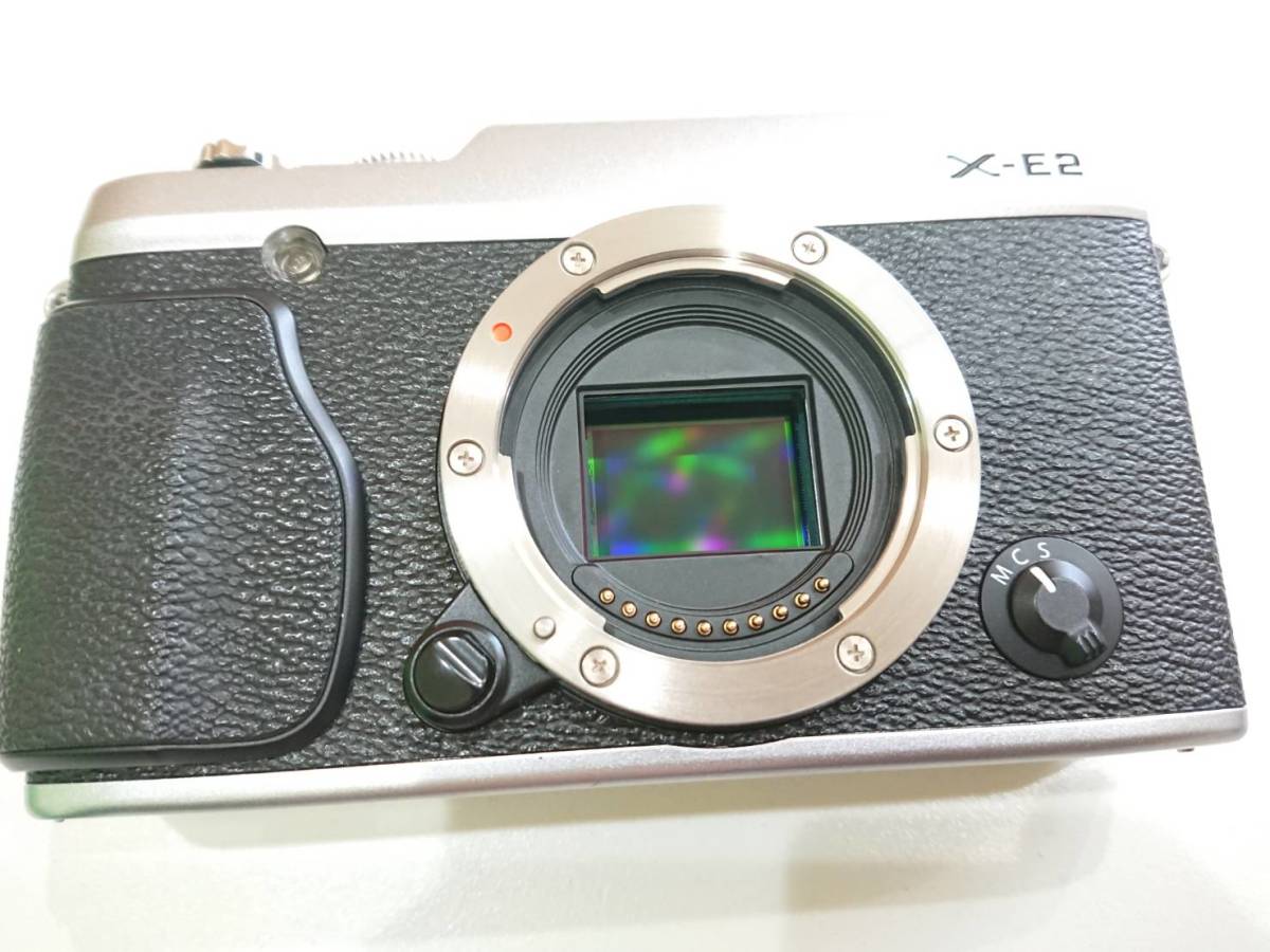 富士フイルム FUJIFILM X-E2 ボディ [シルバー] 価格比較 - 価格.com
