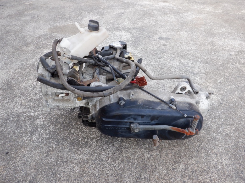 スマートディオ　Z4　DIO　AF63　純正実働エンジン　メーター読み5837キロ　4バルブ　EE