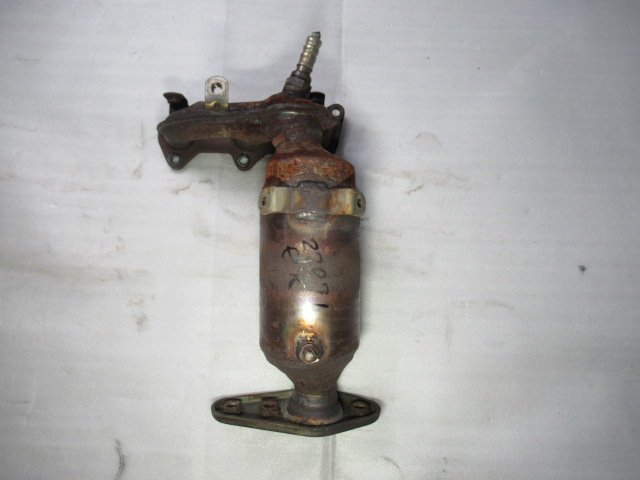 EKワゴン　H82W　触媒　ショクバイ　コンバーター　排気　キャタライザー　エキゾースト　マニホールド　純正　22071　伊t