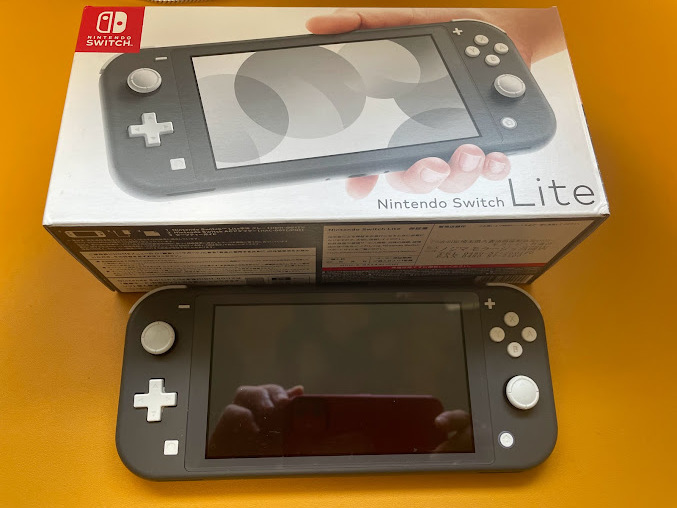  品 Nintendo Switch Lite ニンテンドースイッチライト グレー(ニンテンドースイッチ本体)｜売買されたオークション情報、yahooの商品情報をアーカイブ公開 - オークファン ニンテンドースイッチ本体
