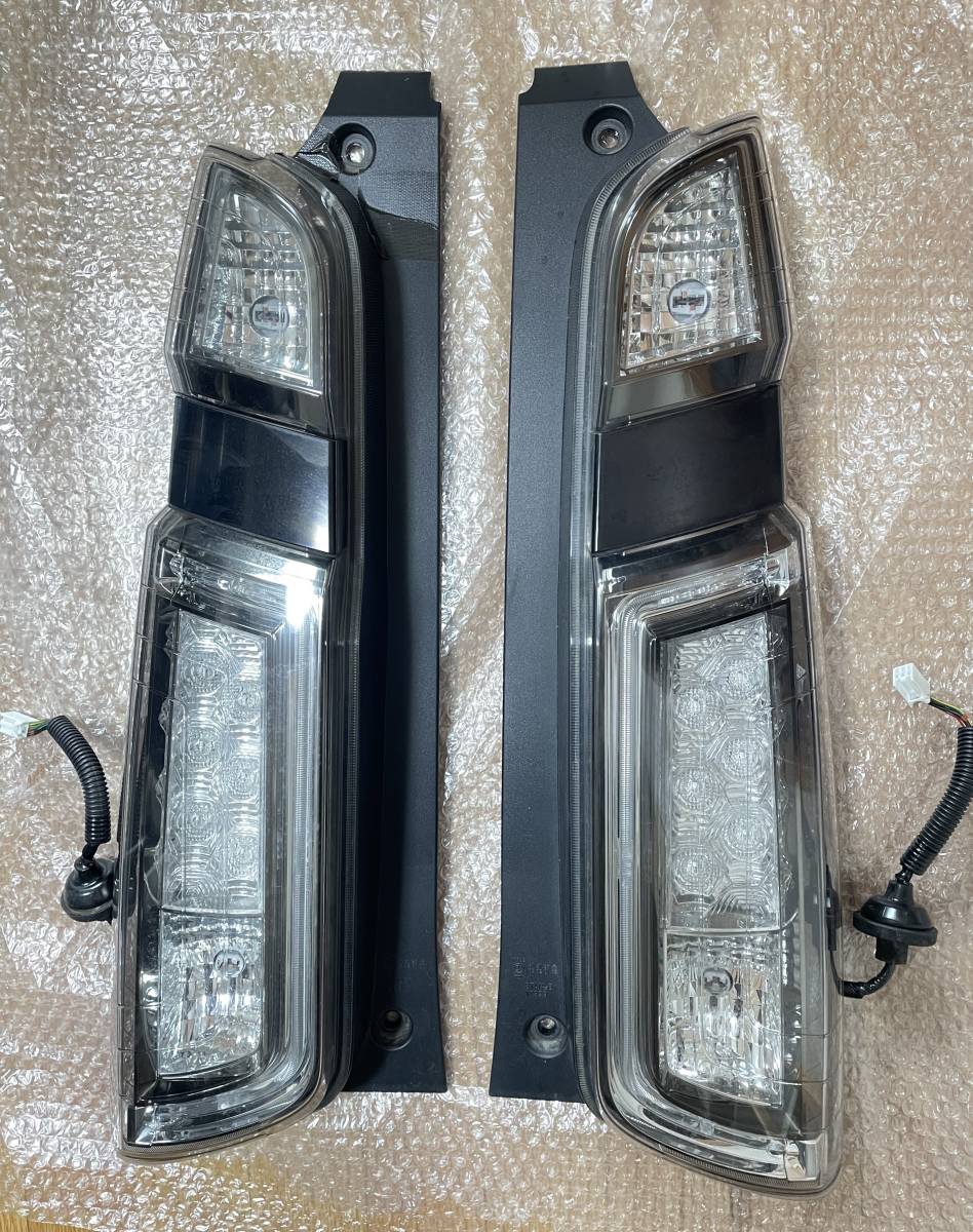 N-WGN カスタム JH1＆JH2 純正 テールライト 左右セット LED点灯OK 