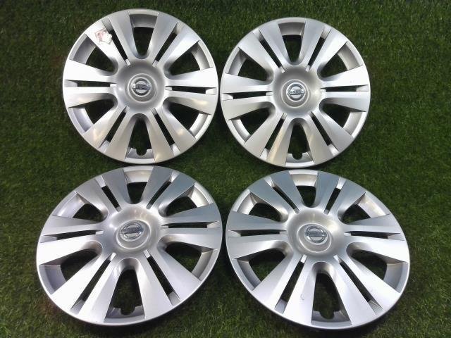 純正　セレナ　NC26　ホイールキャップ　4枚　15インチ　中古