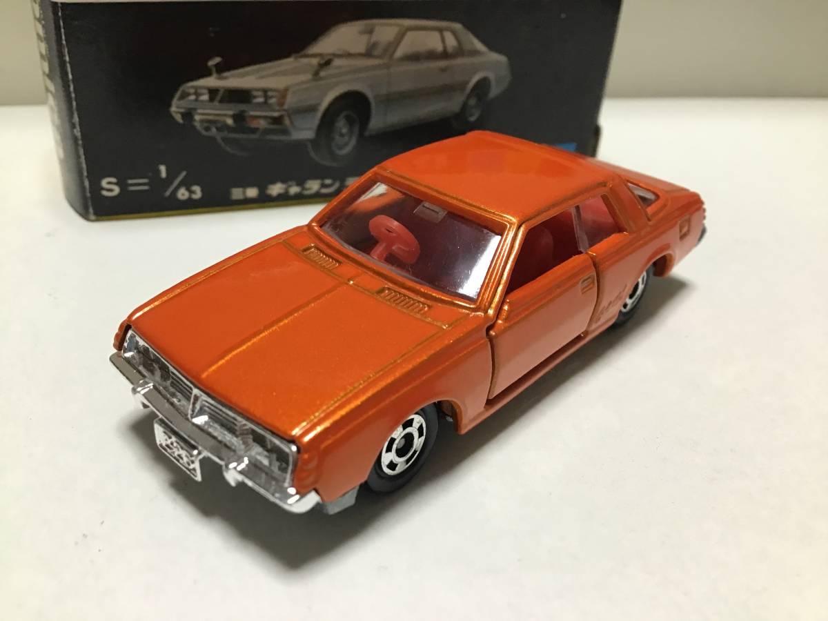 トミカ黒箱18三菱ギャランラムダ2000GSR(日本製) 美品。赤色。 Amazon