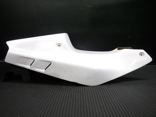 R50489 NSR250R HRC MC21より 社外 サイタニヤ 才谷屋 FRP製 テール