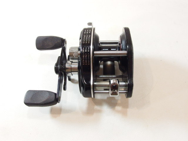 ダイワ ファントム SM-20 Daiwa Phantom 右巻き ベイトリール オールド