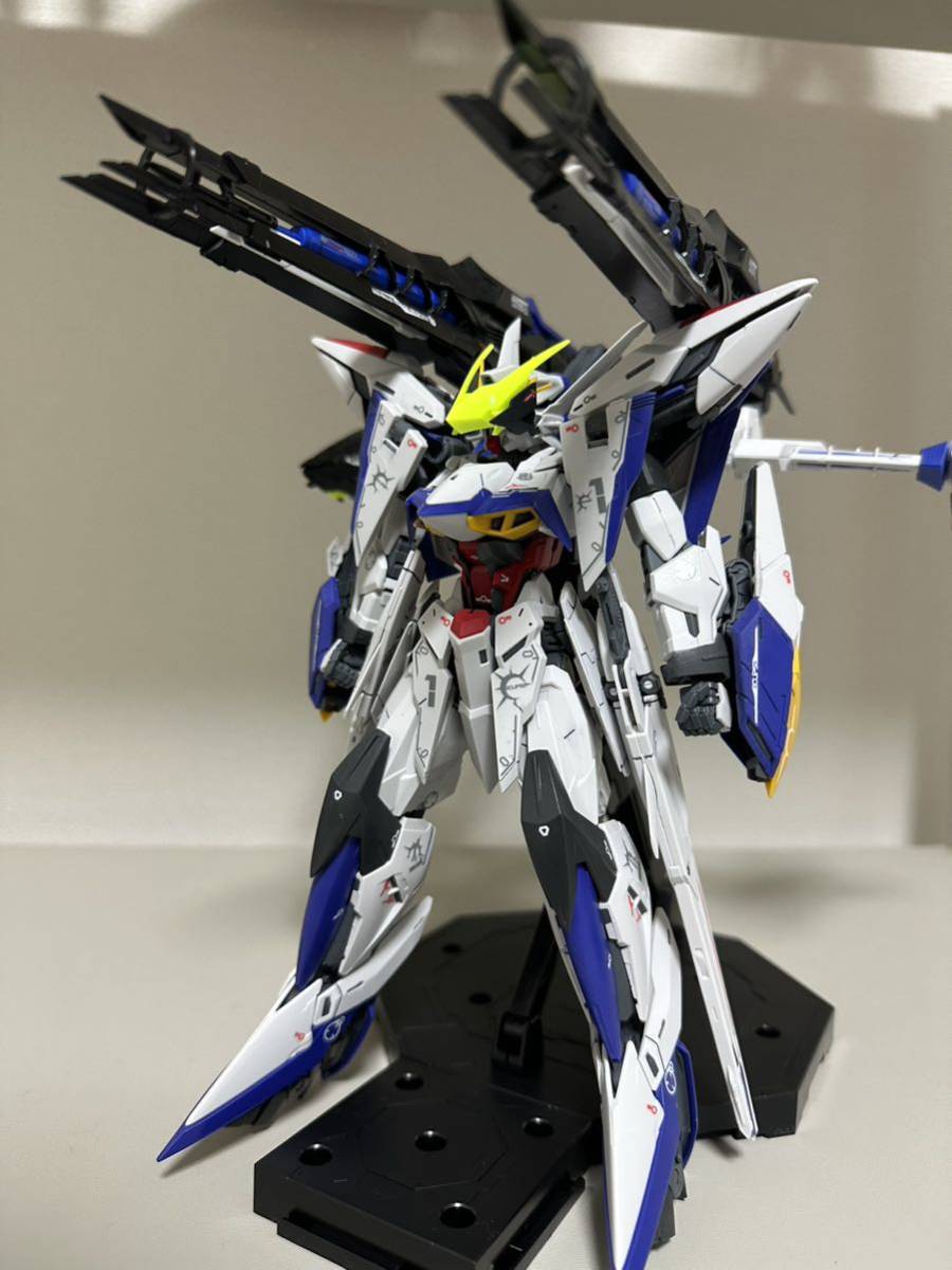 1/100 νガンダム Ver.Ka MG 「機動戦士ガンダム 逆襲のシャア」 ニュー
