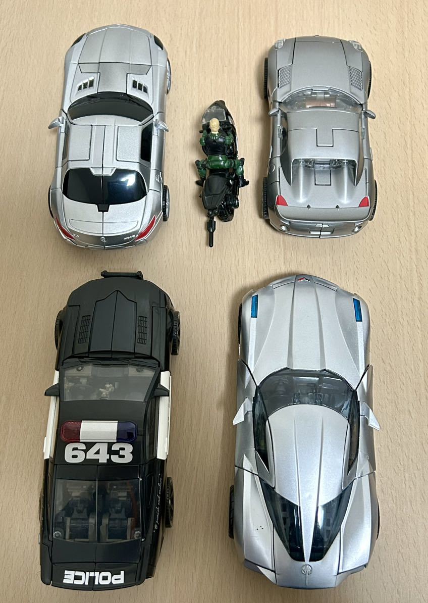 トランスフォーマー アジア限定 aps03 バリケード ＆ サウンドウェーブ