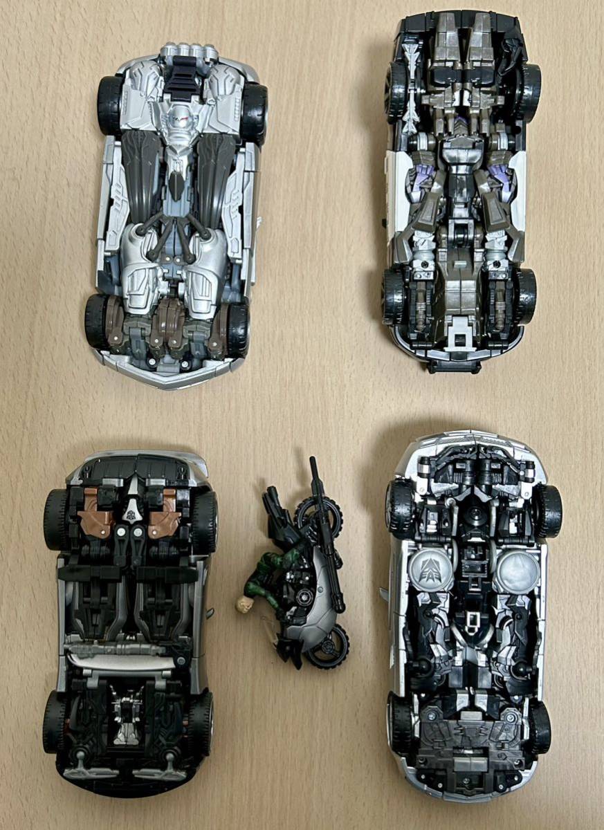 トランスフォーマー アジア限定 aps03 バリケード ＆ サウンドウェーブ