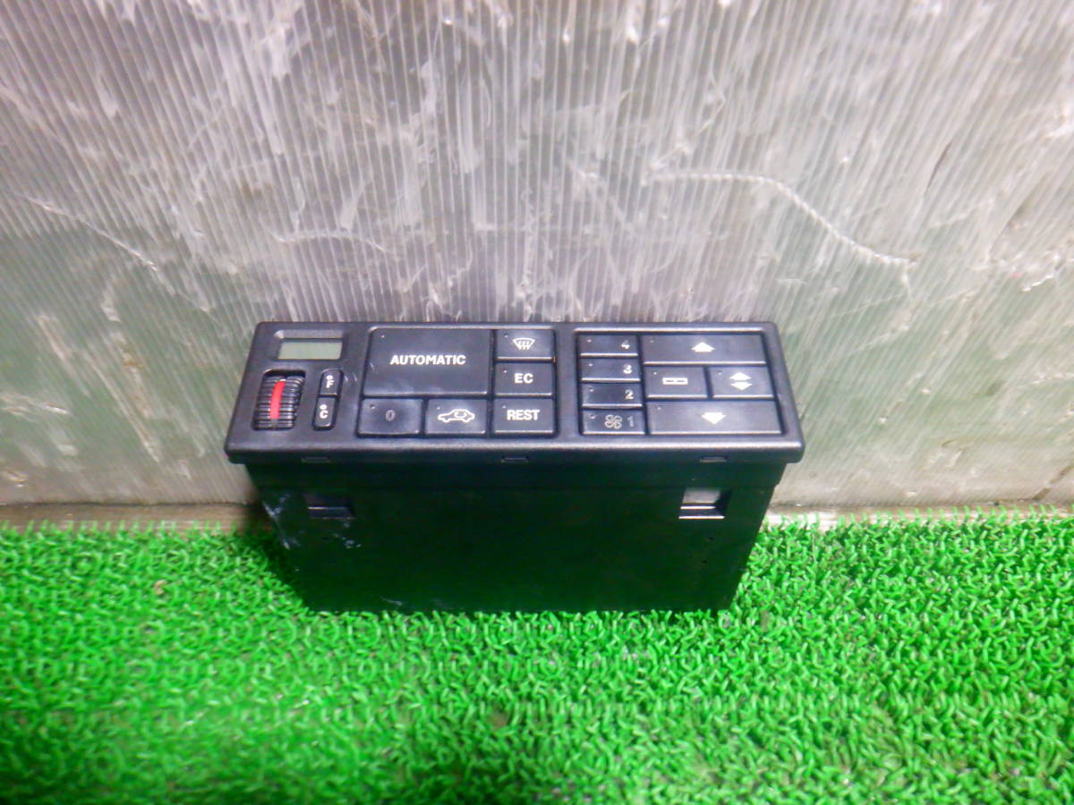 売り切り E-129067 SL R129 エアコンスイッチパネル 05-02-07-061 C3-G4-3A スリーアール長野