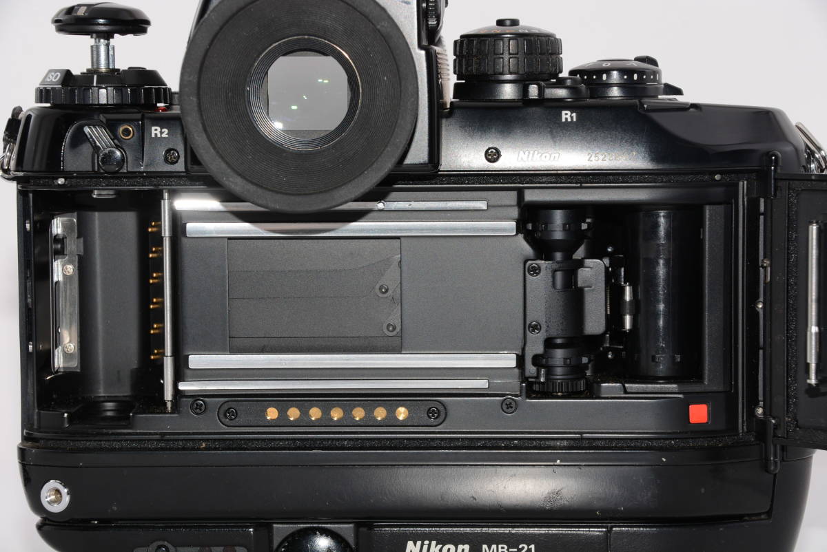 【外観美品】Nikon F4S 一眼レフカメラ ボディ CONTAX（コンタックス） 【アウトレット品】Nikon デジタル一眼レフ