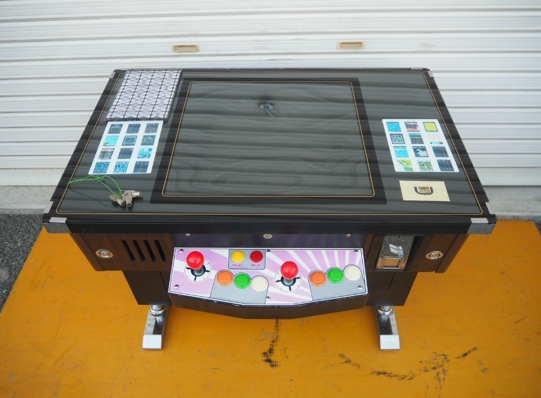 4N230214　筐体 アーケードゲーム 60種ゲーム搭載 パックマン ドンキーコング インベーダー 他 駄菓子屋 鍵/取説付 動作確認済み
