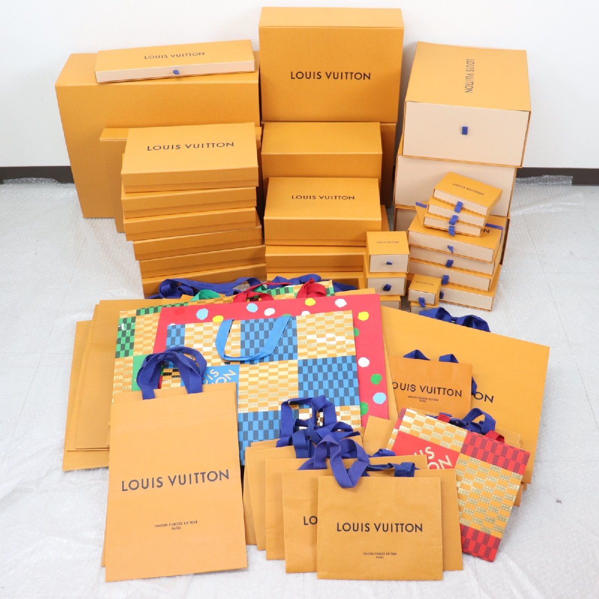 ITMP2BGOIY4Q 即決 本物 LOUIS VUITTON ルイヴィトン 箱 BOX ショッパー 純正 紙袋 オレンジ 空き箱 まとめ売り 箱30個 紙袋43枚