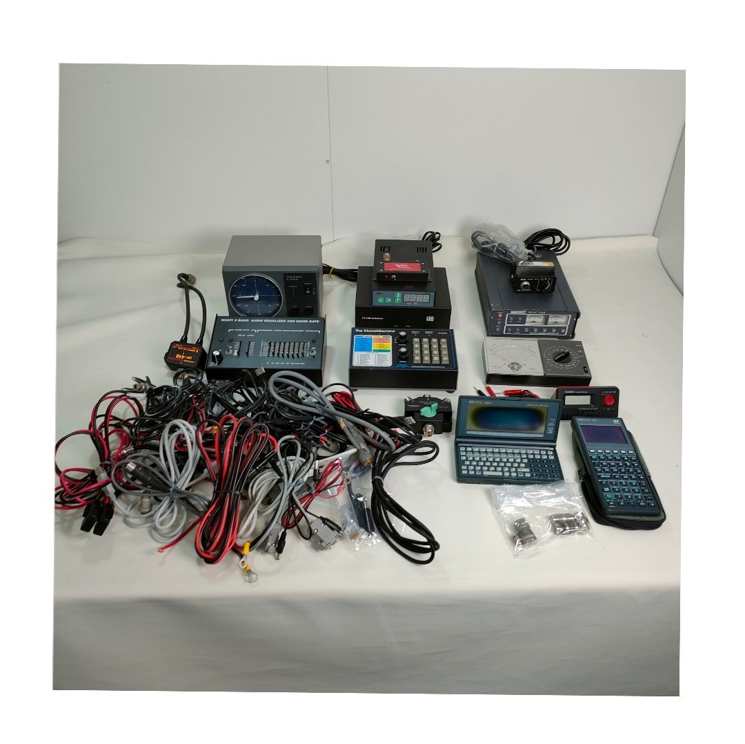 ５　1円～　ジャンク品　無線機　イコライザー　オートチューナー　コントローラー　など　まとめ売り　１４点　コード付