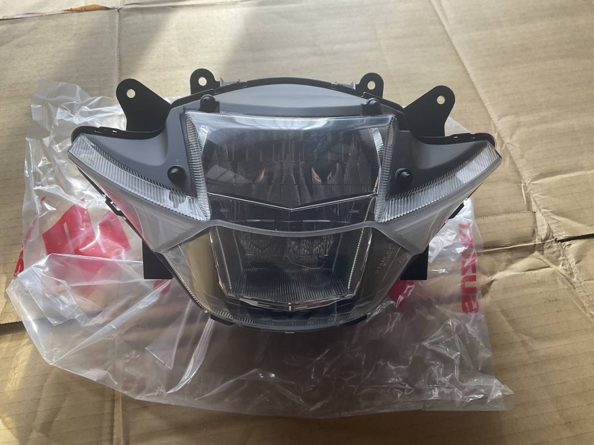 gsx-r125 純正ヘッドライト gsx-r125 純正ヘッドライト