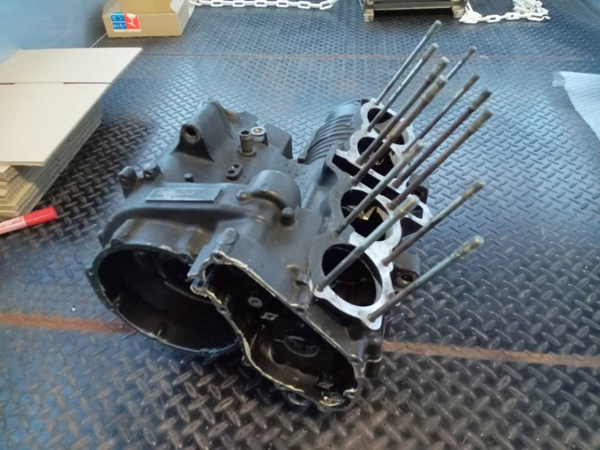 CBX400F クランクケース 中古 ホンダ CBX400F 純正 クランクアッパー