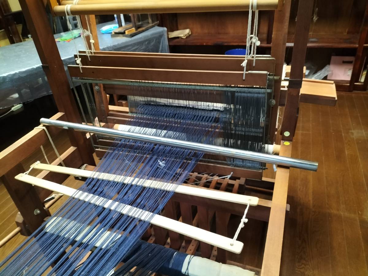 兵庫県より出品】機織り機、手織り機、高機 本格的な織機です♪ 付属品  
