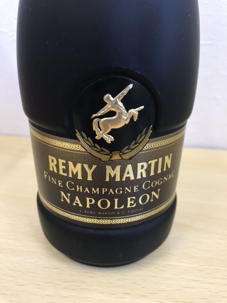 レミーマルタン ナポレオン NAPOLEON 古酒 箱付き REMY MARTIN