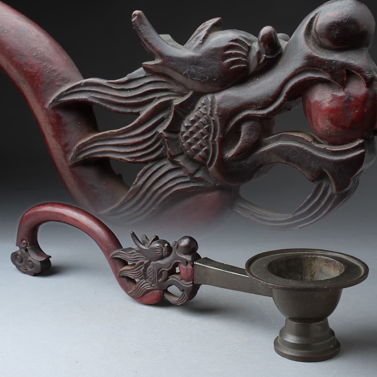 EI392 時代 仏教美術 朱漆龍彫木柄 古銅柄香炉 全長40cm 重409g・木雕
