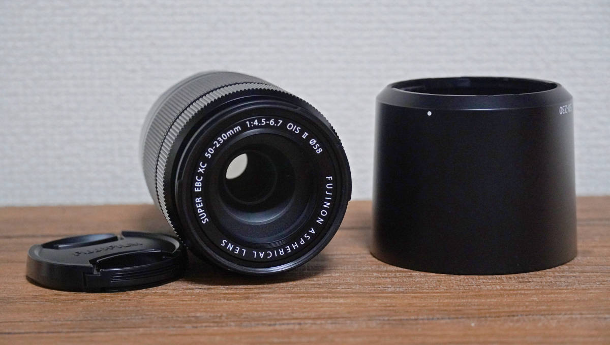 ショット数2299枚 FUJIFILM X-S10 ボディ＋望遠レンズ50-230mm F4.5-6.7（