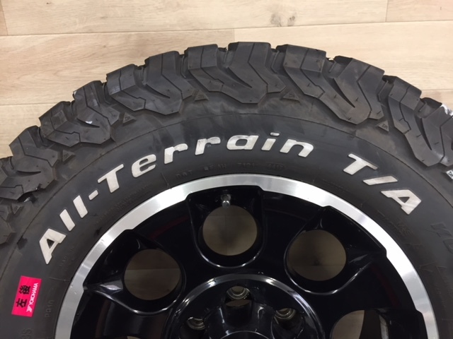 新潟発 トヨタ FJクルーザー ブラックカラーパッケージ 純正ホイール