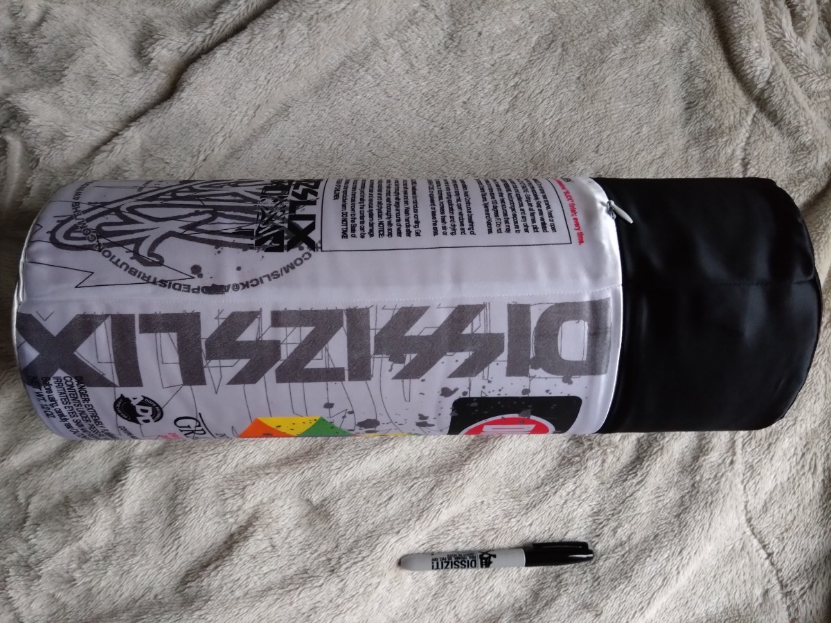 DISSIZIT!×XLARGE コラボスプレー缶クッション DISSIZIT! xlarge スプレー缶クッション ディスイズイット エクストラ