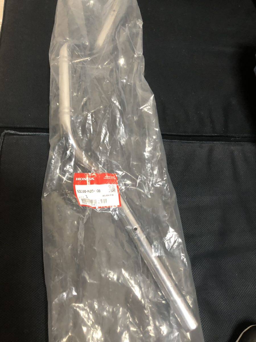 【純正新品定価11660円】CB1100タイプ2純正ハンドル!少しハンドルを下げたい方! 53100-MGC-930