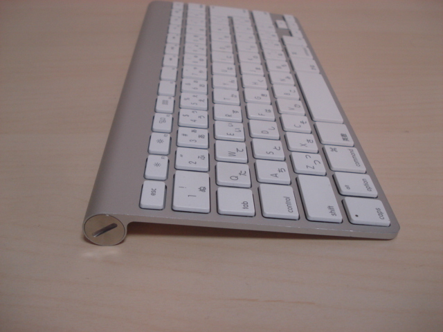 [送料無料 即決] Apple Bluetooth ワイヤレスキーボード A1314 USED