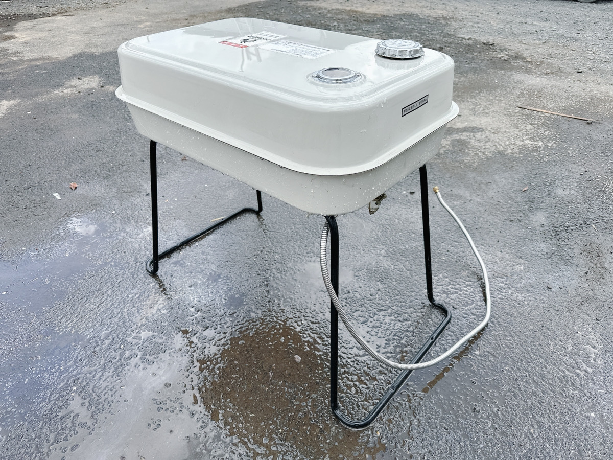 中古 燃料タンク 灯油タンク 穀物乾燥機 オイルタンク 約50L 農業機械 