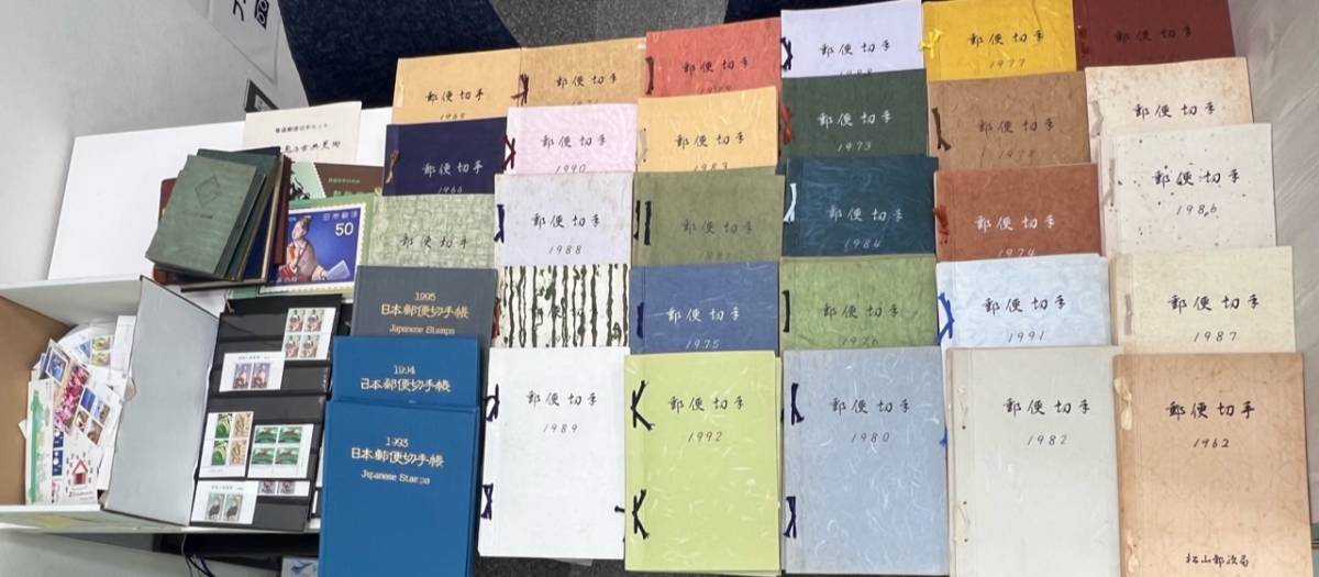 高品質，セール UWA 5722-6050 切手 額面様々 大量 バラ 記念切手/お年玉/郵便切手帳 まとめ売り 額面約200000円分(その他)｜売買されたオークション情報、yahooの商品情報をアーカイブ公開 - オークファン その他