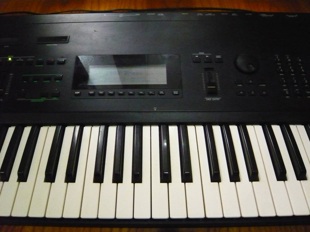 YAMAHA/ヤマハ SY77 61鍵盤 シンセサイザー バックアップ電池交換済み 
