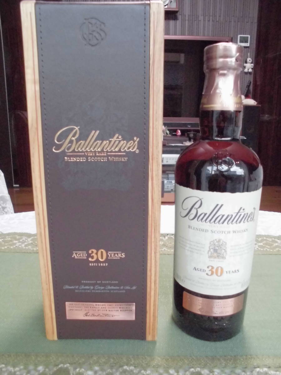 ウイスキー　バランタイン　30年