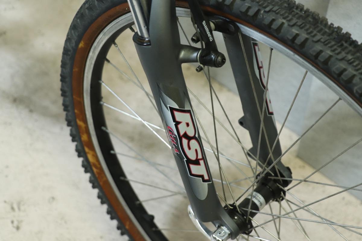 □PEUGEOT プジョー TOMBATT 26インチMTB SHIMANO 3X8S サイズM 2003