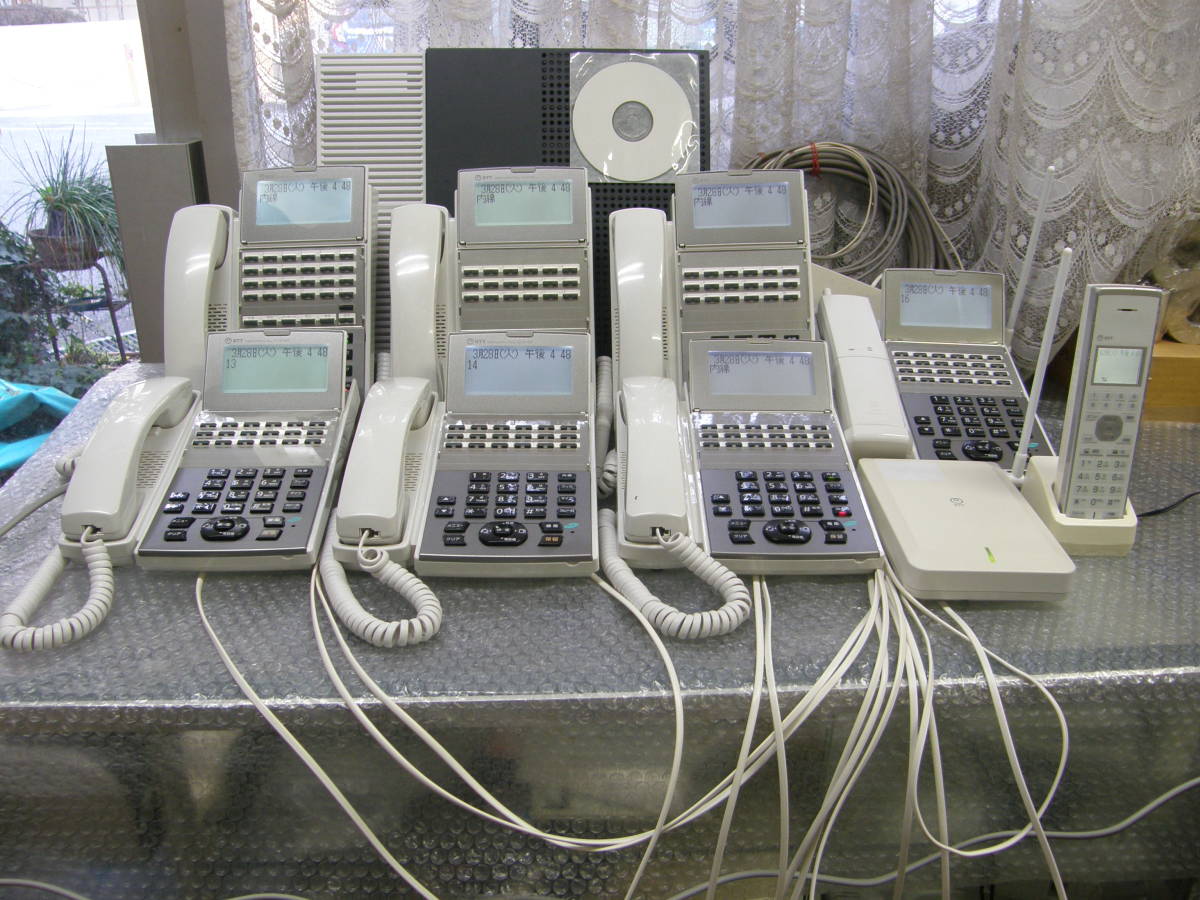 S42１　αNX2-S 工事済　留守番・標準５台とカールとディジタルコードレス、防犯非常SWのあるスター配線の合計８台のきれいなセット。