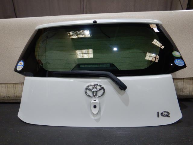 ｉＱ DBA-NGJ10 リアゲート・バックドア 331906