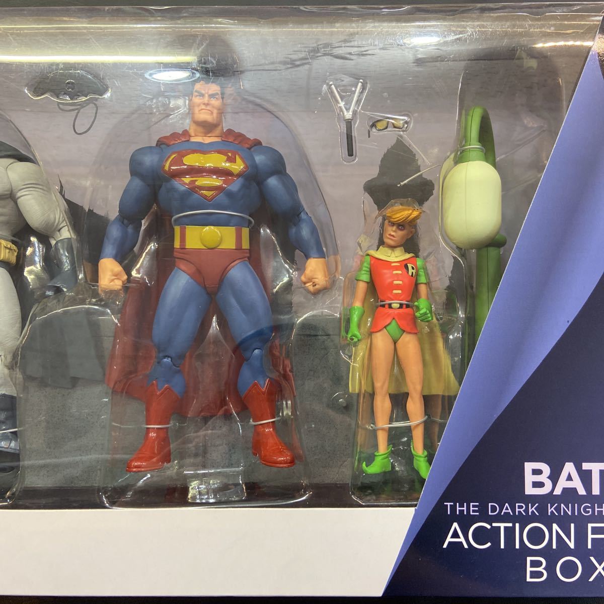DC COLLECTIBLES BATMAN THE DARK KNIGHT RETURNS ACTION FIGURE BOX 