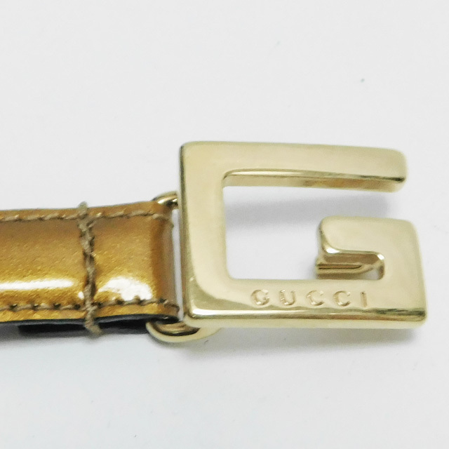GUCCIグッチ ベルト Gロゴバックル パテントレザー ゴールド系 70・28