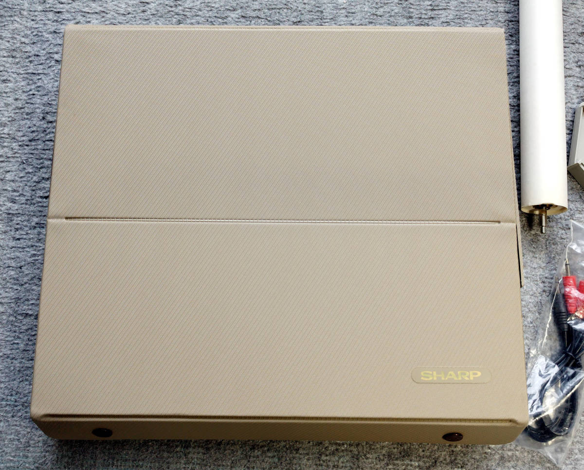 SHARP PORTABLE SHARP PORTABLE COMPUTER PC-1600K, CE-1600P SHARP PORTABLE SHARP PORTABLE COMPUTER PC-1600K, CE-1600P
