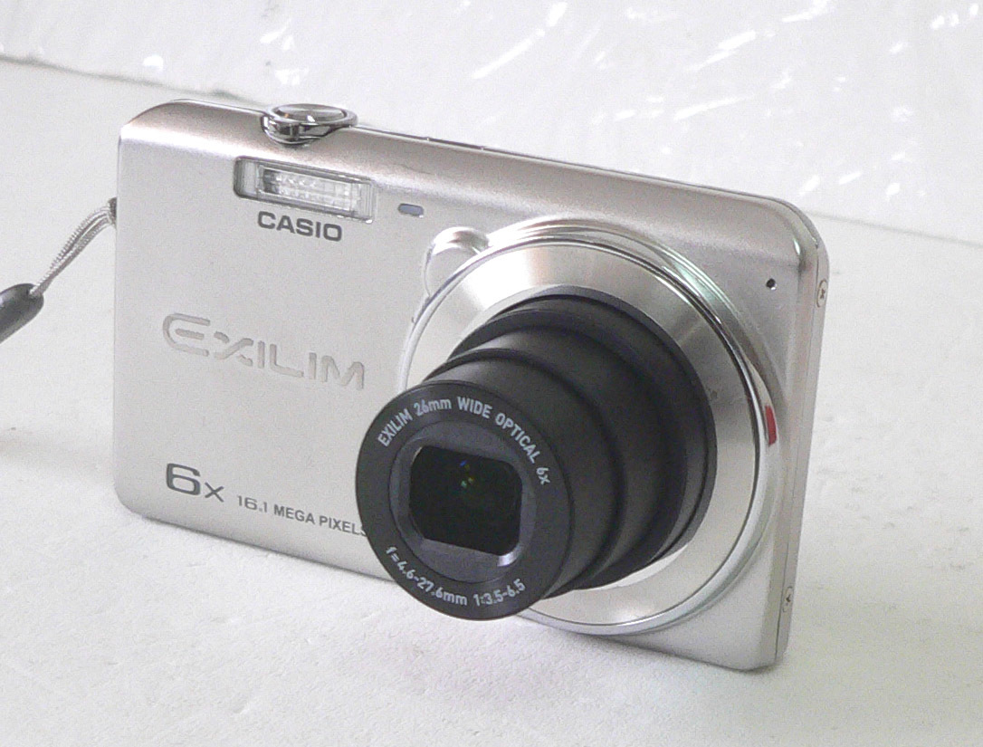 人気SALE，爆買い / CASIO カシオ EXILIM EX-Z770 シルバー 16.1メガ 10024539A(カシオ)｜売買されたオークション情報、yahooの商品情報をアーカイブ公開 - オークファン カシオ