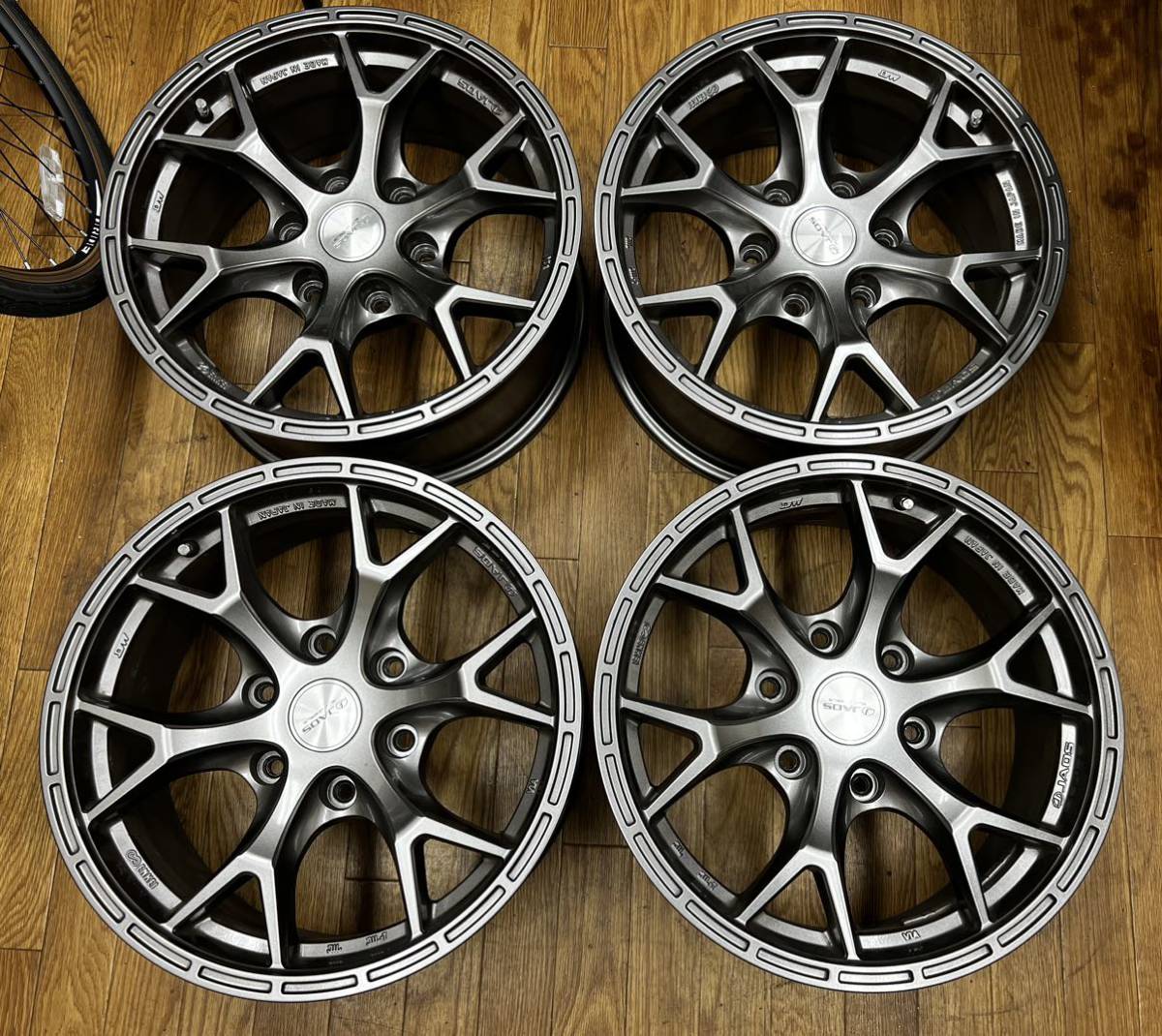 ENKEI JAOS 17インチ 6穴 PCD139.7 17×7.5J IS+25 ガンメタ4本セット ランクルプラド ハイラックスサーフ ...