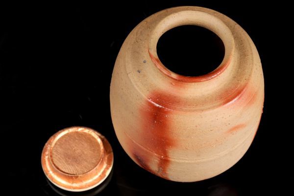 若福】伊勢崎満『備前茶入』備前焼茶入 金剛金襴 仕覆付 共箱 保証