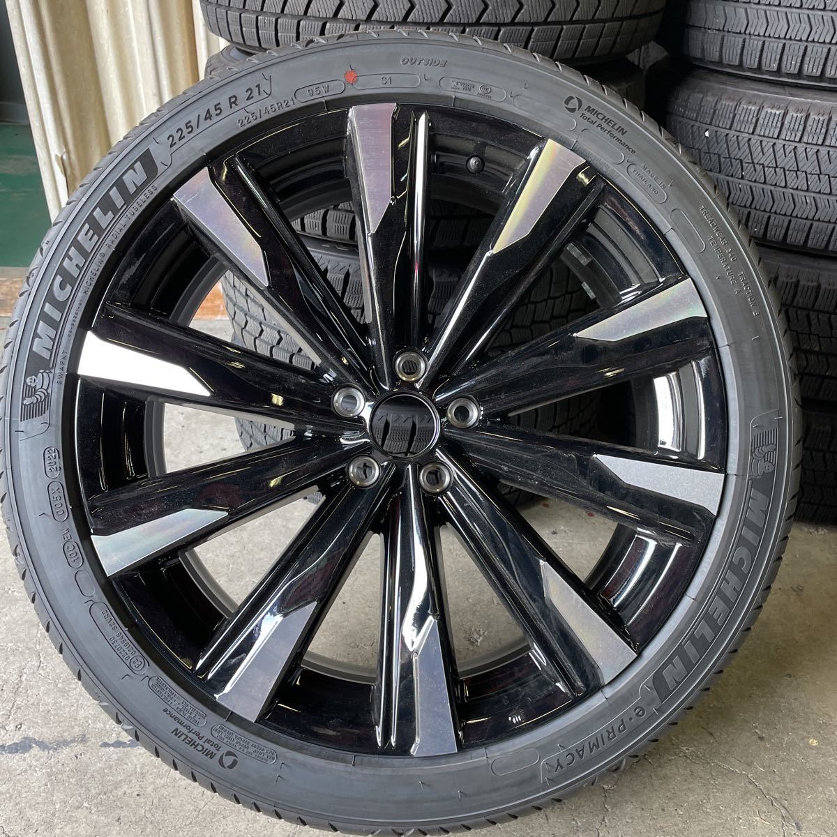 クラウンクロスオーバー　新車外し　21インチホイール　1本