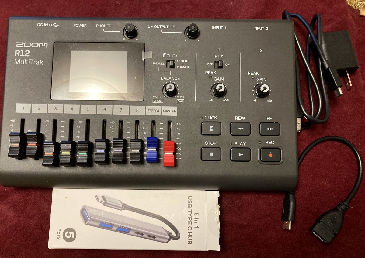 ＺＯＯＭ　Ｒ１２　美品　オマケ付き