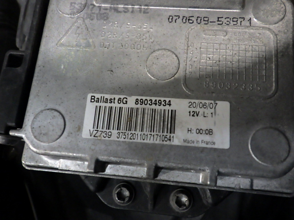 売り切り ABA-UD20 120i E87 1シリーズ 後期 バレオ 100-19510 HID レベライザー ヘッドライト左右 05-04-07-526 C3-F3-3 スリーアール長野 BMW 1シリーズ 120i SPORTS&frasl;ABA-UD20 0 CARS