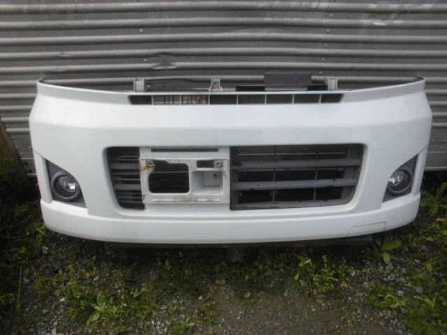 ワゴンRスティングレー　MH22S　フロントバンパー