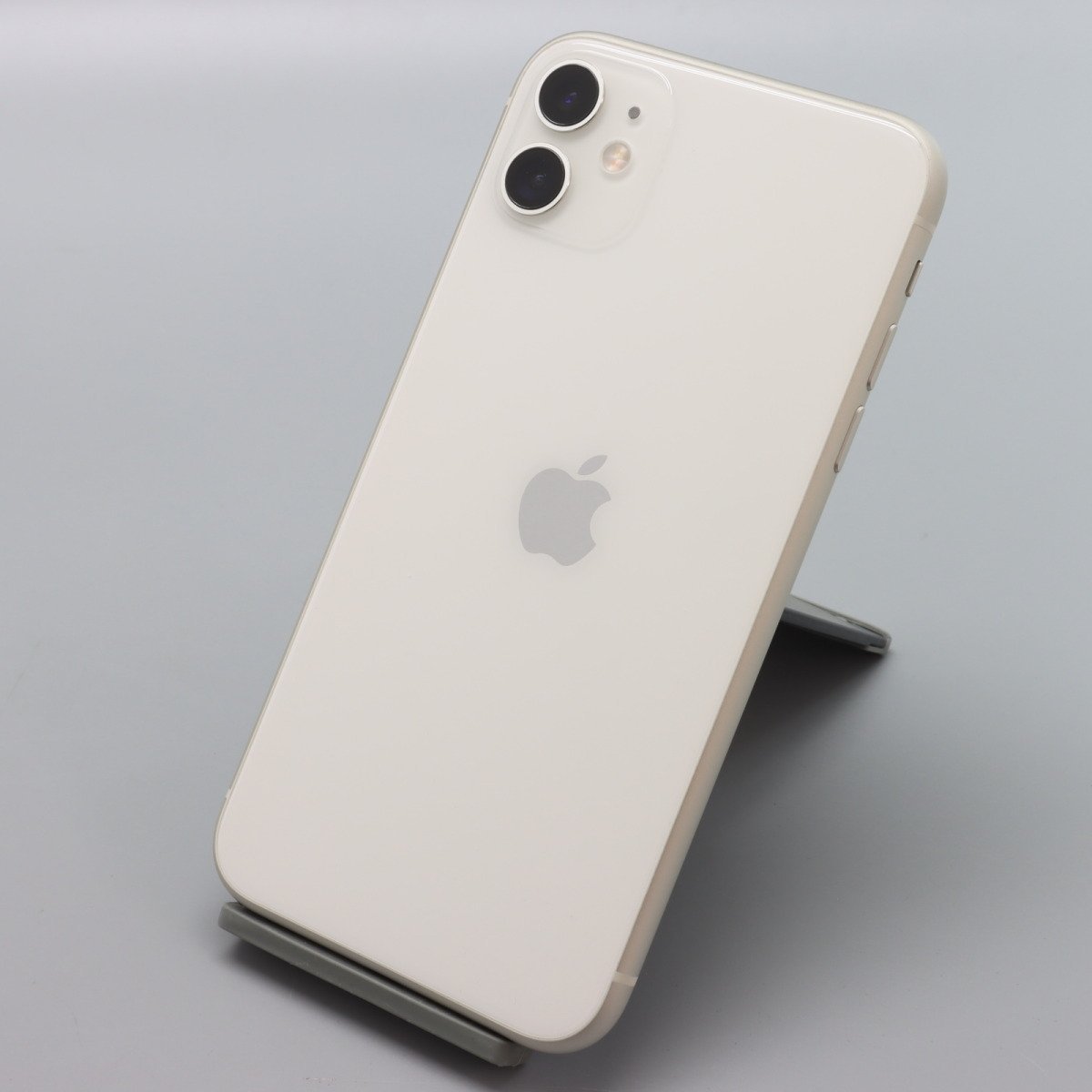 Apple iPhone11 256GB White A2221 MWM82J/A バッテリ85% □ドコモ