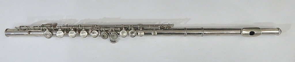 フルート YAMAHA ヤマハ YFL-23 | 楽器 ⁄ YAMAHA(ヤマハ ケース付き