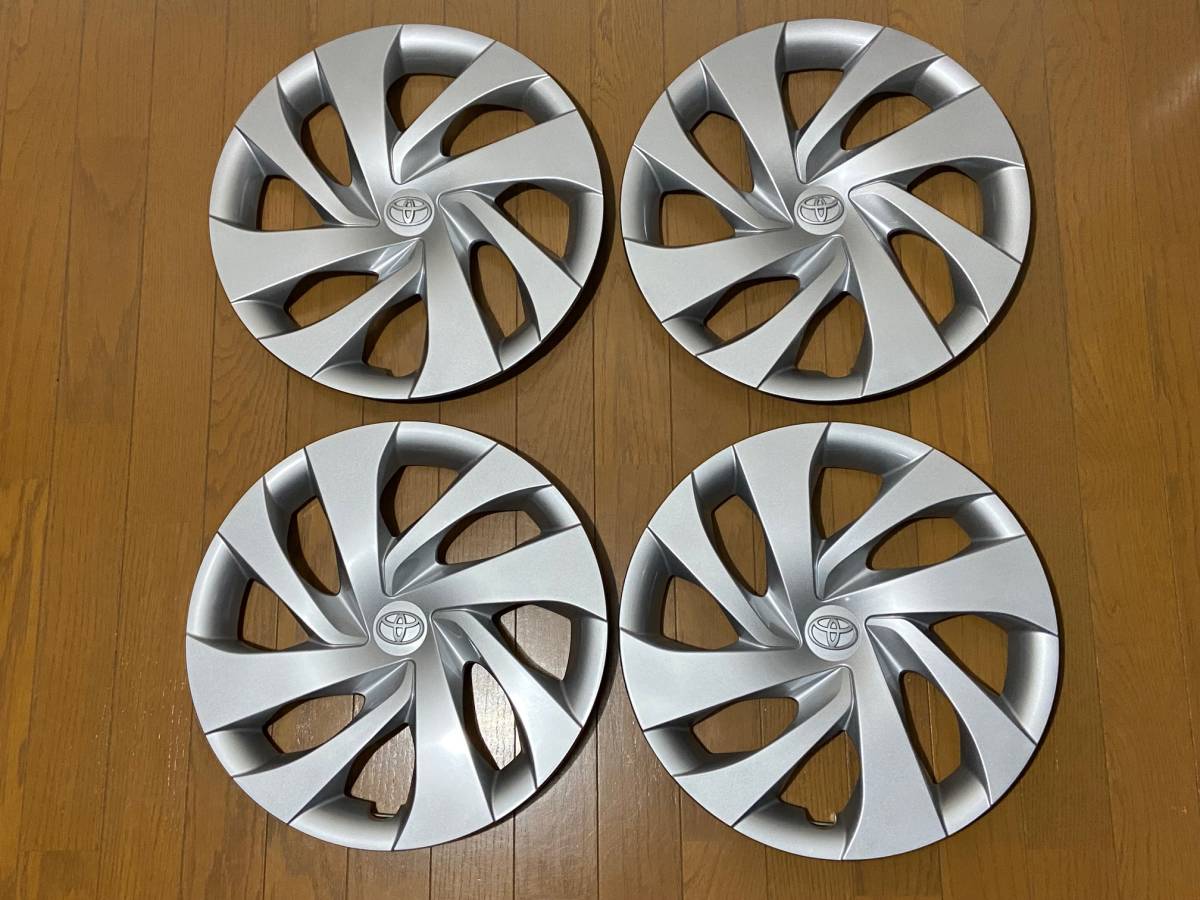 新品・未使用・送料無料] トヨタ ヤリス X 純正 14インチ スチール