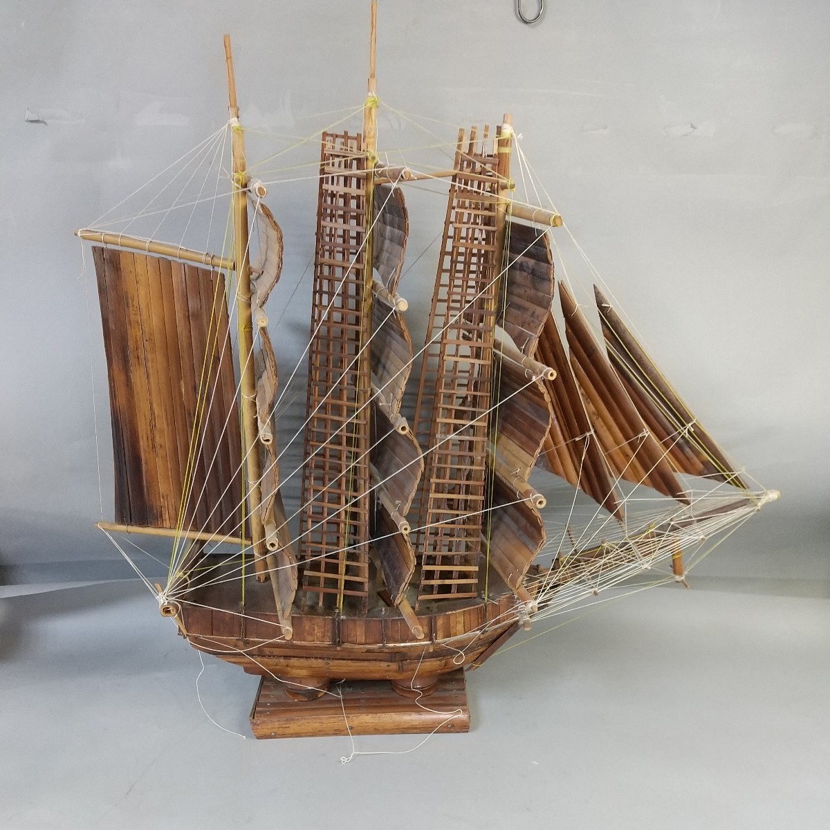 アンティーク 木製 アンティーク木製帆船模型32㎝。 帆船 オブジェ 舟