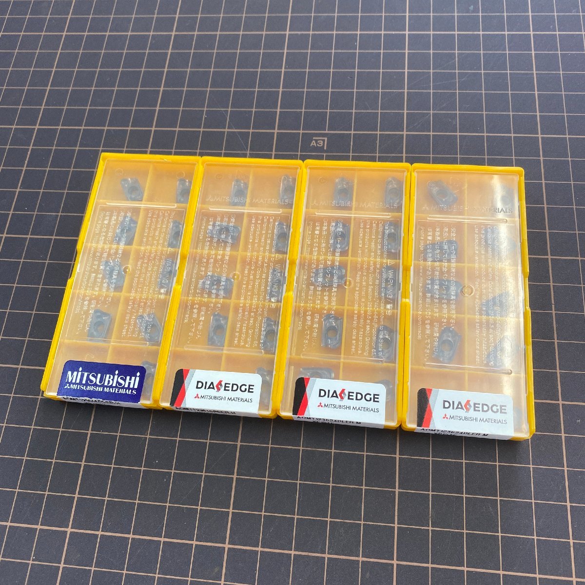 【A093】新品未開封 三菱 AOMT123624PEER-M / AOMT123616PEER-H VP15TF カッター用インサート スローアウェイチップ